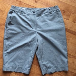 EUC Annika Cutter & Buck Golf Shorts Size 8